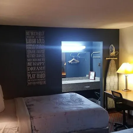 Hotel 2 Queen Beds Hotel Room 128 Booking
